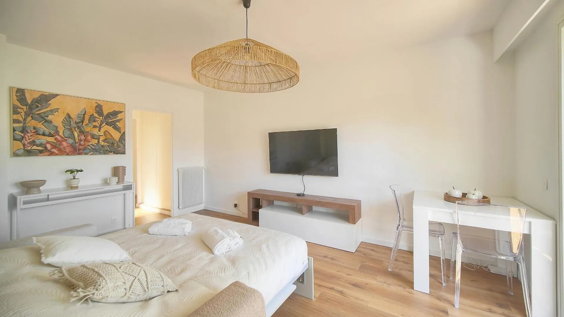 Studio Lumineux Refait En 2025 A Neuf A0B206 Cannes Apartment