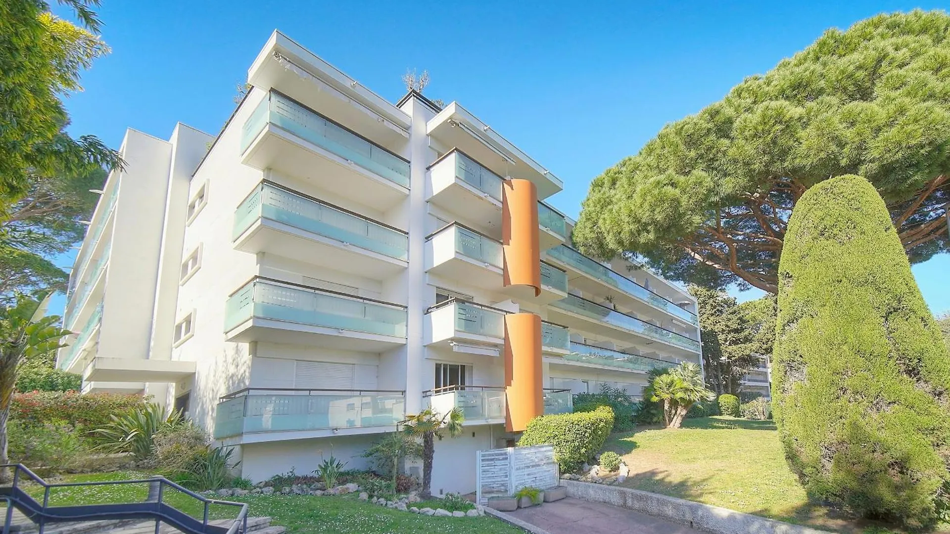 Apartment Studio Lumineux Refait En 2025 A Neuf A0B206 Cannes